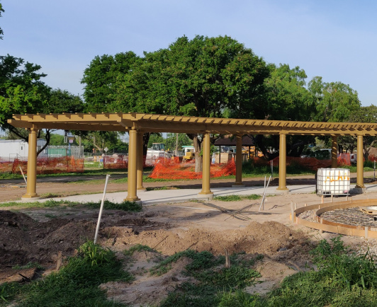 curved pergola.