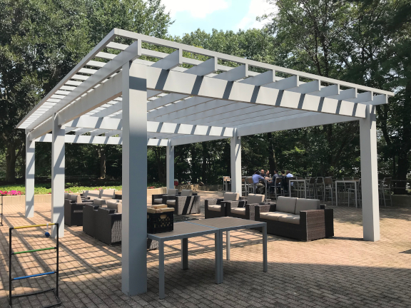 commercial pergola.