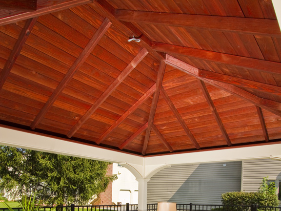 Vinyl pergola with 10 inch columns in ivory color