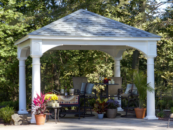 vinyl pergola with 10 inch round vinyl columns